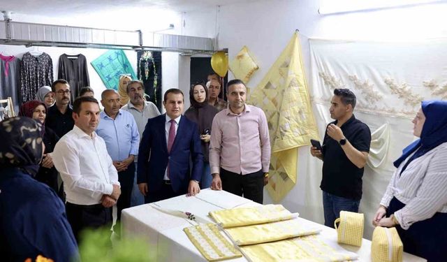 Akçadağ'da hayat boyu öğrenme sergisi açıldı