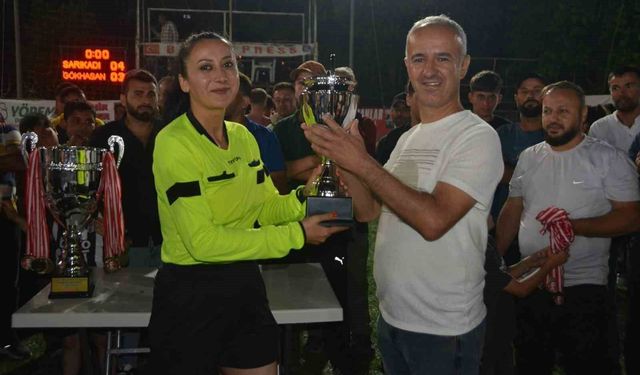 Alaplı'da Şehitler anısına futbol turnuvası düzenlendi