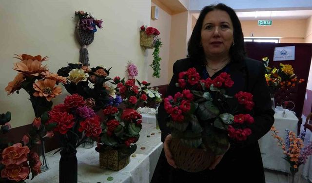 Atık malzemeler sanat eserine dönüştü