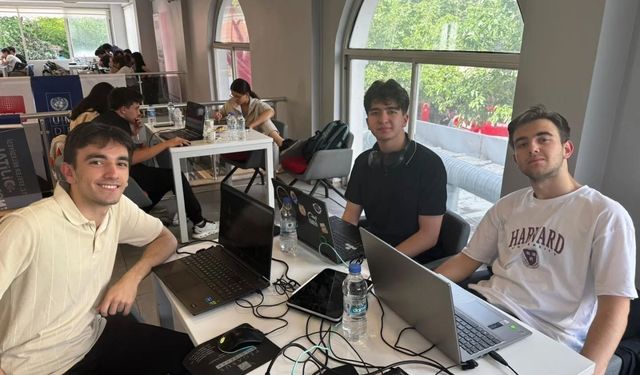 Aydın Fen Lisesi öğrencilerinden 'proje' başarısı