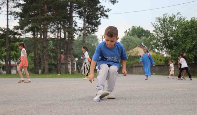 Ayrıştırılmamış çöp bulmak neredeyse imkansız: 7'den 70'e geri dönüşüm seferberliği