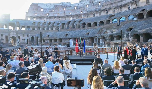 Bakan Ersoy, İtalyan mevkidaşı Giuli ile görüştü