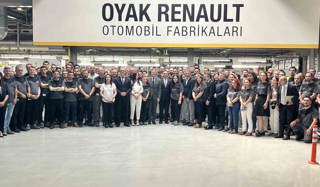 Bakan Kacır: 'Türkiye'ye yatırım yapan kazanıyor'