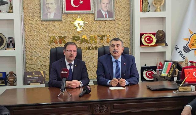 Bakan Tekin: 'Derslik başına düşen öğrenci sayısı Türkiye genelinde 20'li rakamlara düştü'