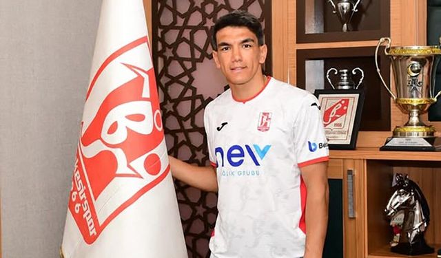 Balıkesirspor'da Akın Akman imzayı attı