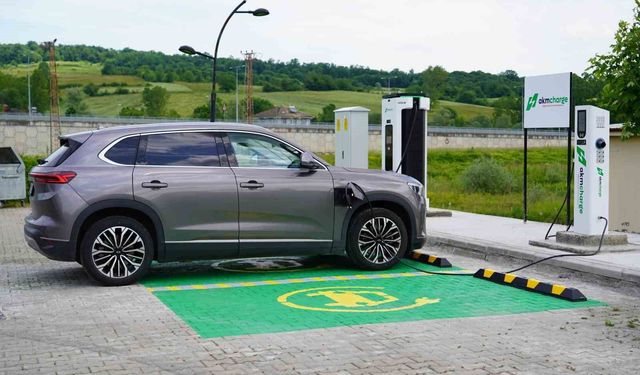 BARÜ elektrikli araç şarj istasyonu kullanıma açıldı