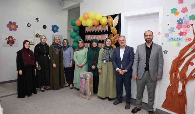 Başkan Özdoğan: 'Kur'an'ı hayatımıza rehber edinmek büyük bir değerdir'