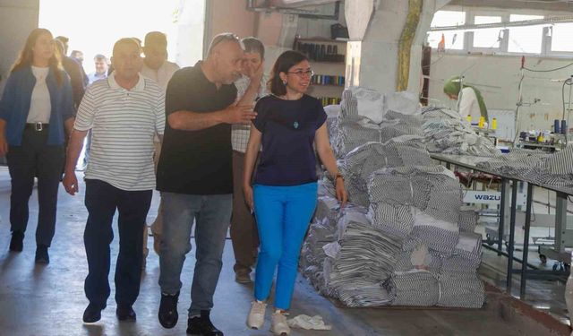 Başkan Vekili Özkan Dokumacılar Sitesi esnafını ziyaret etti