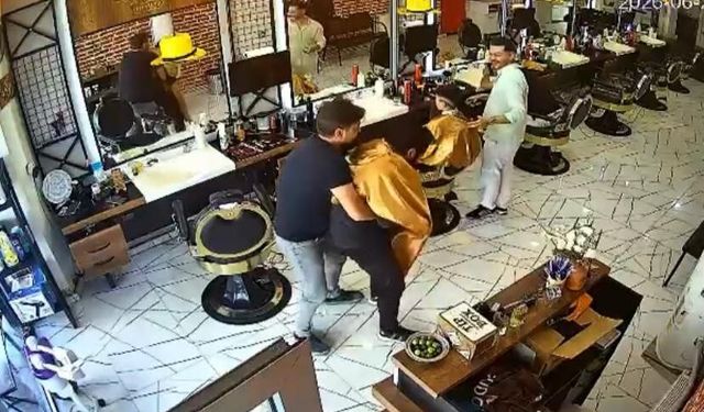 Boğazına kaçan erik parçası heimlich manevrasıyla çıkarıldı