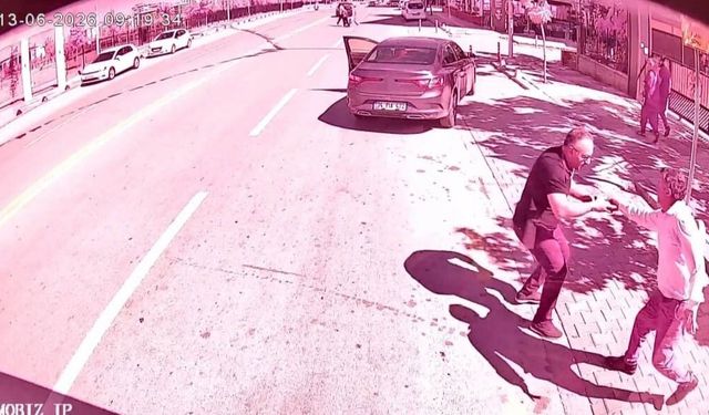 Cüzdanını kaybeden LGS öğrencisinin imdadına MOTAŞ personelinin yetiştiği anlar kamerada