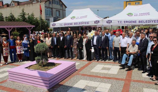 Ergene'de 'Sanata dokunan hayatlar' sergisi açıldı