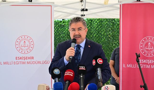 Eskişehir'de 24 Kasım İlkokulu düzenlenen törenle hizmete açıldı