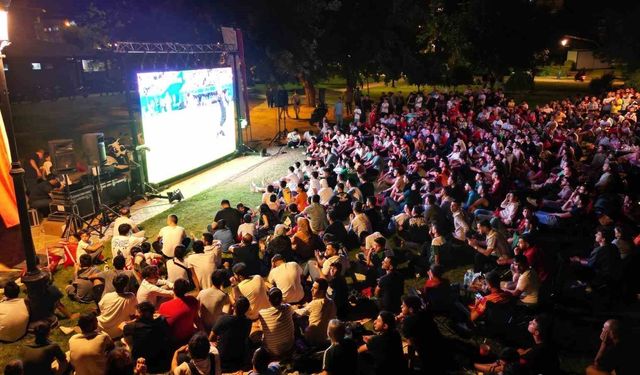 Gaziantep Büyükşehir, milli heyecana ortak oluyor