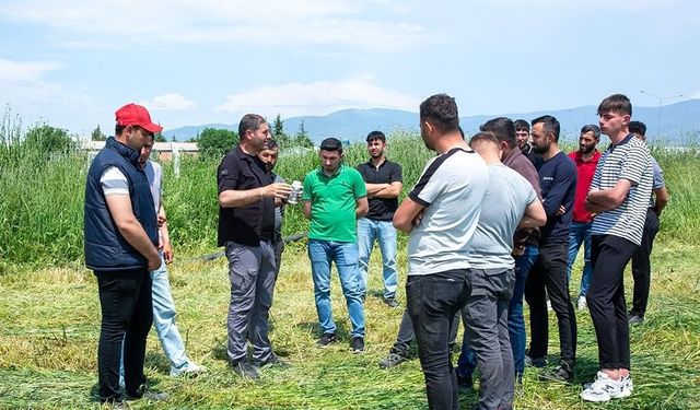 Genç çiftçi akademisinde eğitim saati