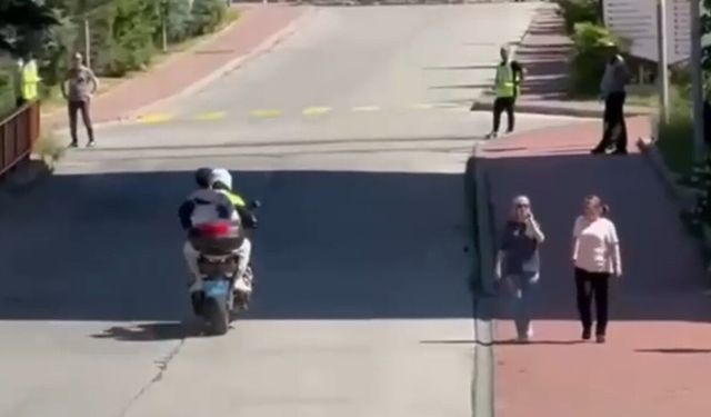 Gümüşhane'de polis ekiplerinden YKS'ye giren öğrencilere destek