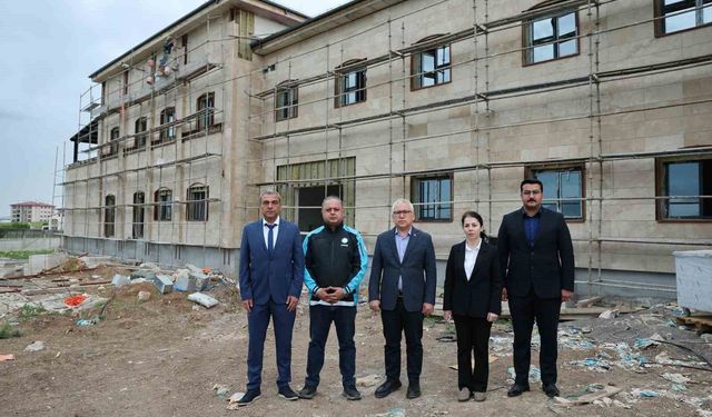 Hafik Devlet Hastanesi inşaatında sona yaklaşıldı