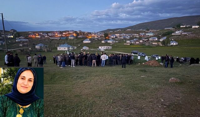 Hakkari'de ölü bulunan kadın Van'da defnedildi