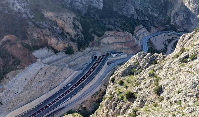Karadeniz'i İç Anadolu'ya bağlayan Kırkdilim Tünelleri'nden 1 ayda 250 bin araç geçti