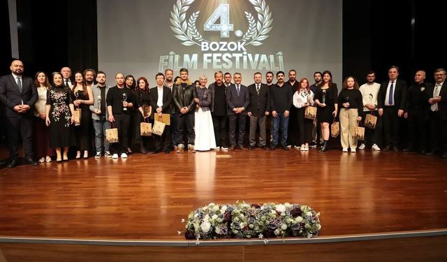 KBÜ öğrencileri Bozok Film Festivali'nden iki ödülle döndü