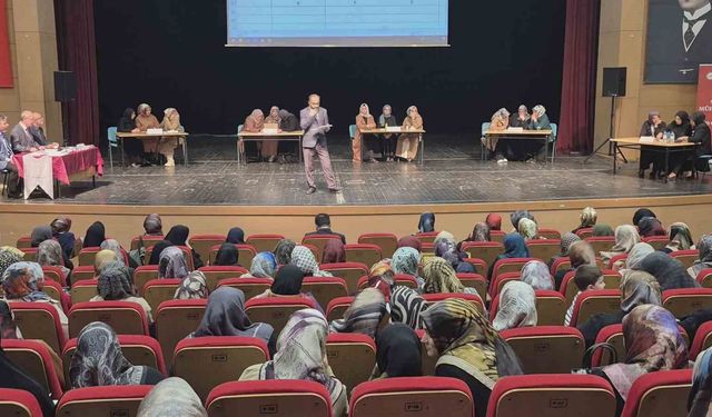 Kursiyerler dini bilgilerini yarıştırdı