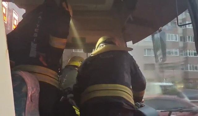 MHP Dilovası Teşkilatı üyelerini taşıyan otobüste yangın çıktı