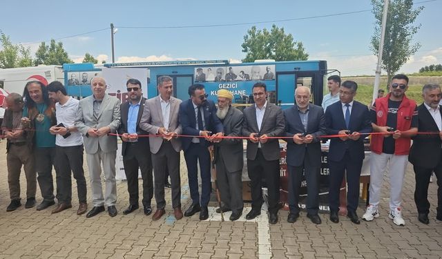 Muş'ta 'Köklerden Geleceğe Tarihi Kahramanlar' programı düzenlendi