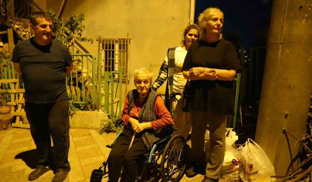 Mutfak tavanından sıva düştü: 5 kişilik aile tahliye adildi