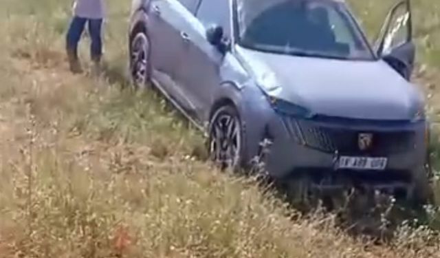 Siirt'te araç şarampole yuvarlandı, sürücü yaralandı