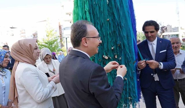 Siirt'te atık malzemeler sanat eserine dönüştü