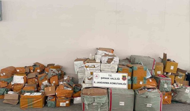 Şırnak'ta dev kaçakçılık operasyonu: 77 milyon liralık kaçak ürün ele geçirildi