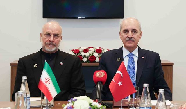 TBMM Başkanı Kurtulmuş, Bakü'de İran Meclis Başkanı Galibaf ile görüştü