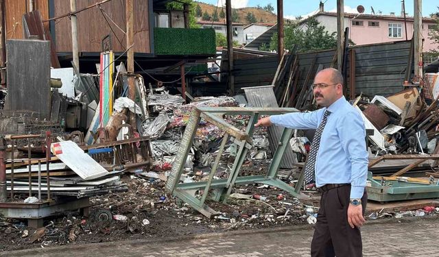 Tosya Belediyesi'nden Oto Sanayi Bölgesi'nde çevre temizliği