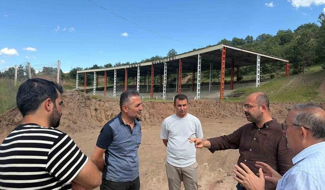 Tosya'da güreş sahasını yenileme çalışmaları sürüyor