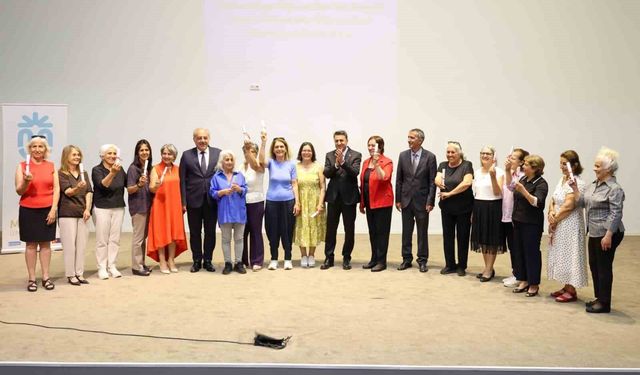 Tunceli'de anlamlı mezuniyet buluşması