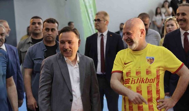 Vali Çiçek: 'ERVA, devasa bir meydan okumadır'