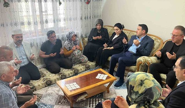 Vali Işın'dan Muhammet Çakıcı'nın ailesine taziye ziyareti