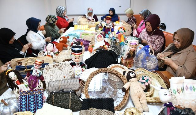 Yeşilyurt'ta el emeği ürünler ekonomiye dönüşüyor