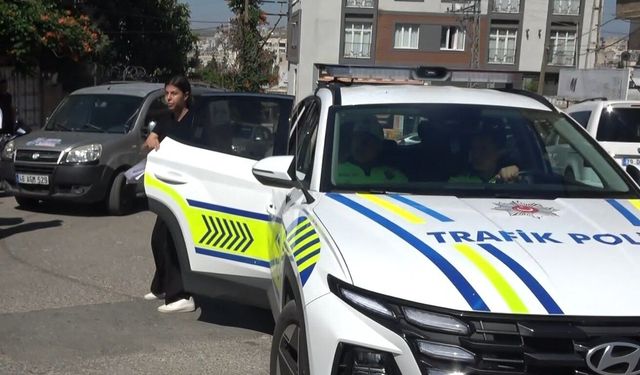 YKS'ye geç kalıyordu, trafik polisleri yetiştirdi