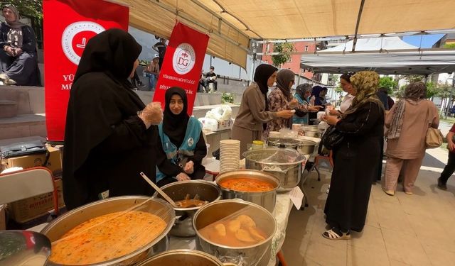 Yüksekova'da 47 hafız öğrenci için yardım kampanyası düzenlendi