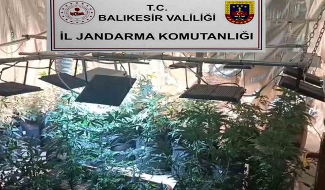 Zehir tacirlerinin yeni sistemini jandarma çökertti