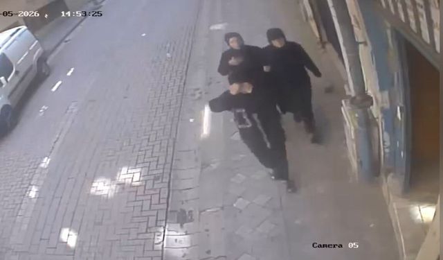 Zeytinburnu'nda hırsızlık yapan 3 şüpheli suçüstü yakalandı
