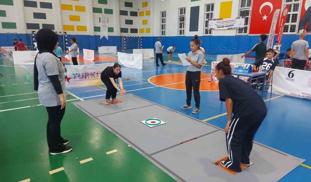 15 Temmuz Hemsball Turnuvasında 65 sporcu madalya için yarıştı