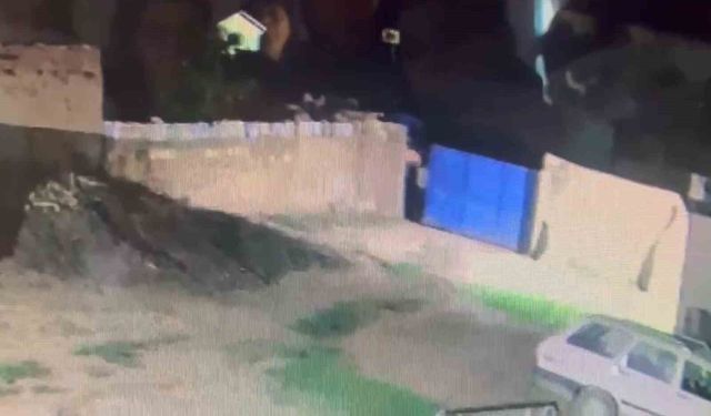 AK Partili meclis üyesinin evine düzenlenen silahlı saldırı kamerada
