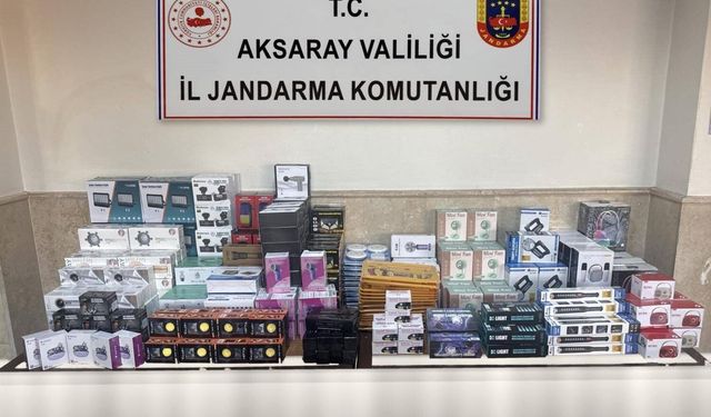 Aksaray'da 4,5 milyonluk kaçakçılık operasyonu: 3 gözaltı