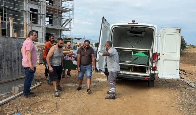 Antalya'da inşaatta üzerine beton blok düşen işçi hayatını kaybetti