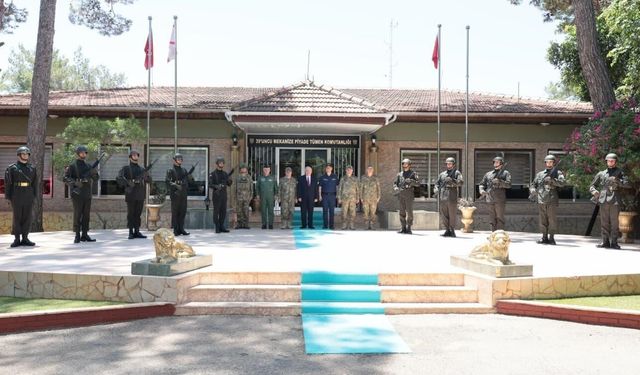 Bakan Güler, 9'uncu Mekanize Piyade Tümen Komutanlığı'nı ziyaret etti