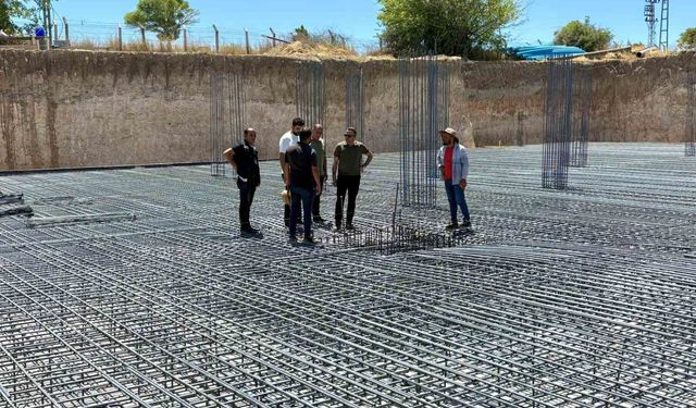 Başkan Ulutaş, Akçadağ'daki kamu yatırımlarını yerinde inceledi