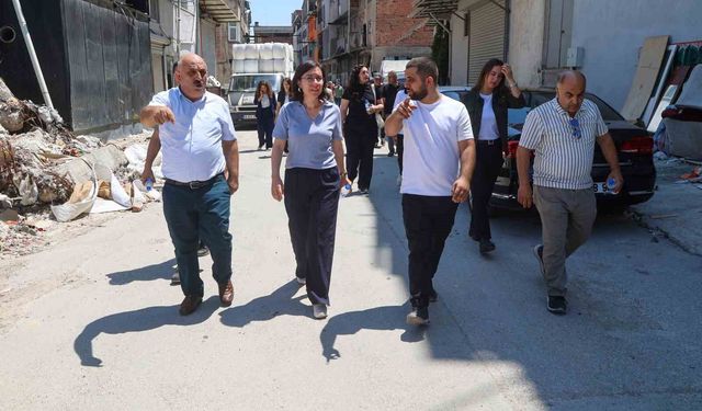 Başkan Vekili Özkan, sanayi sitesi esnafını ziyaret etti