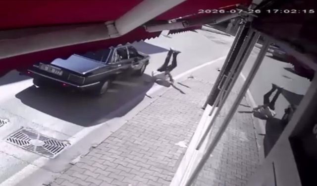 Bursa'da otomobilin çarptığı yaya ağır yaralandı