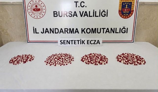 Bursa'da uyuşturucu operasyonu: Bin 98 adet sentetik ecza ele geçirildi